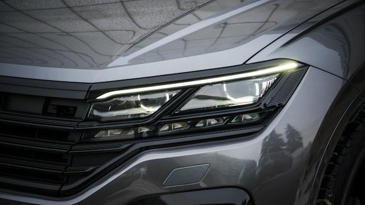 В России ужесточили контроль за нештатными фарами: водителей ждут рейды и аресты В 2026 году в России усилен контроль за автомоб...