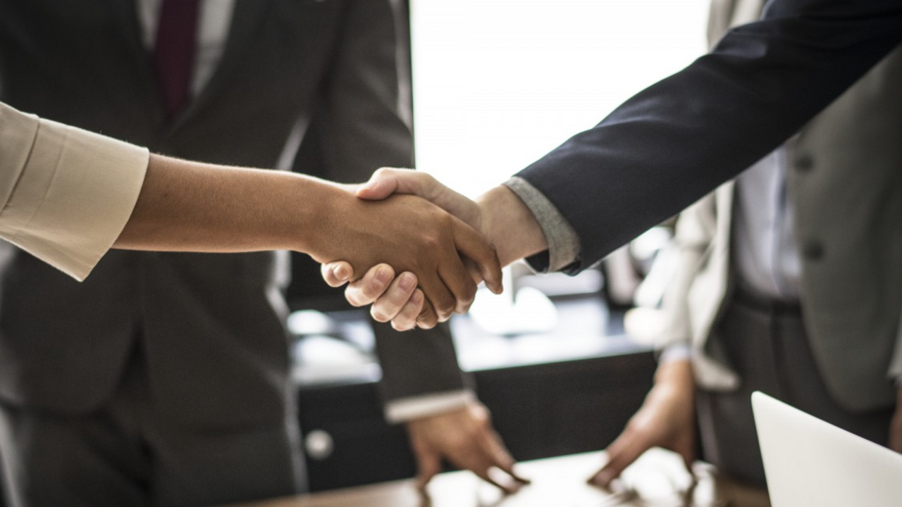 Подполковник армии США в отставке Дэниел Дэвис ...