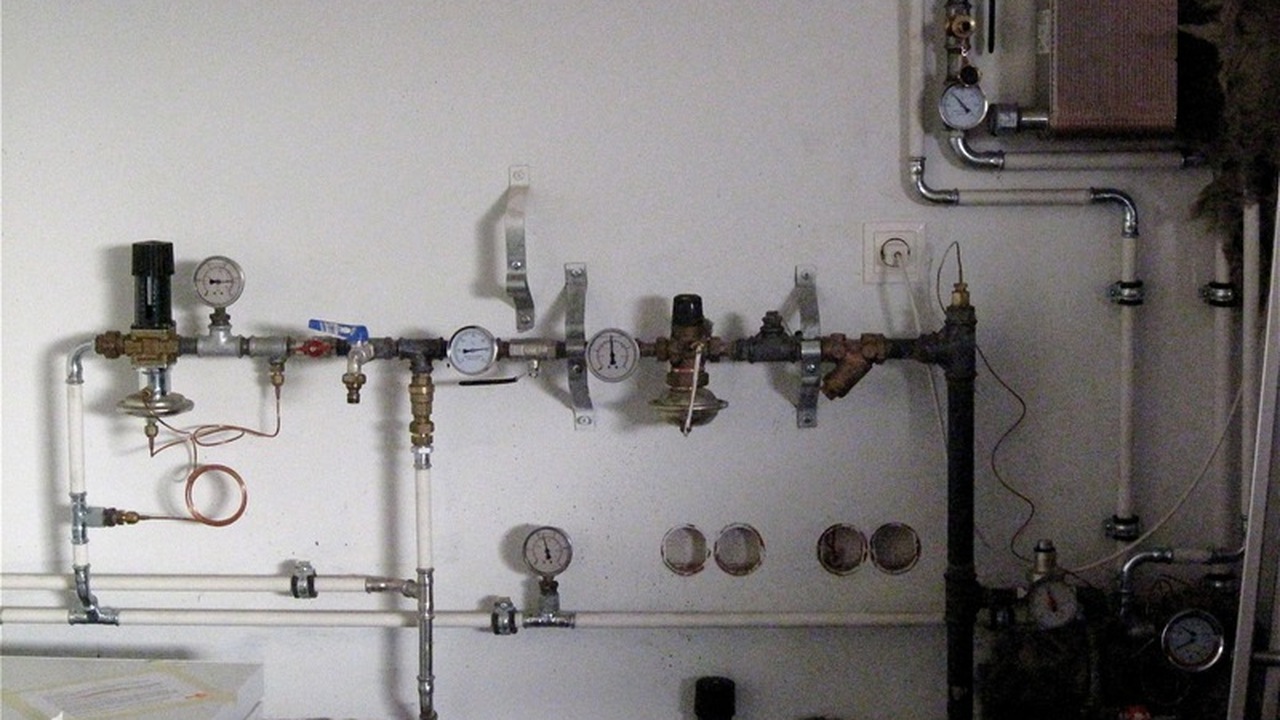 В Ульяновской области разработают планы действий на случай аварий в теплосетях Губернатор Ульяновской области Алексей Русских ...