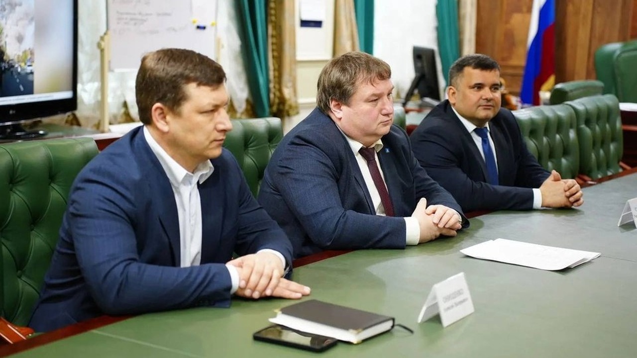 В Ульяновске обсудили подготовку к 85-летию Уль...