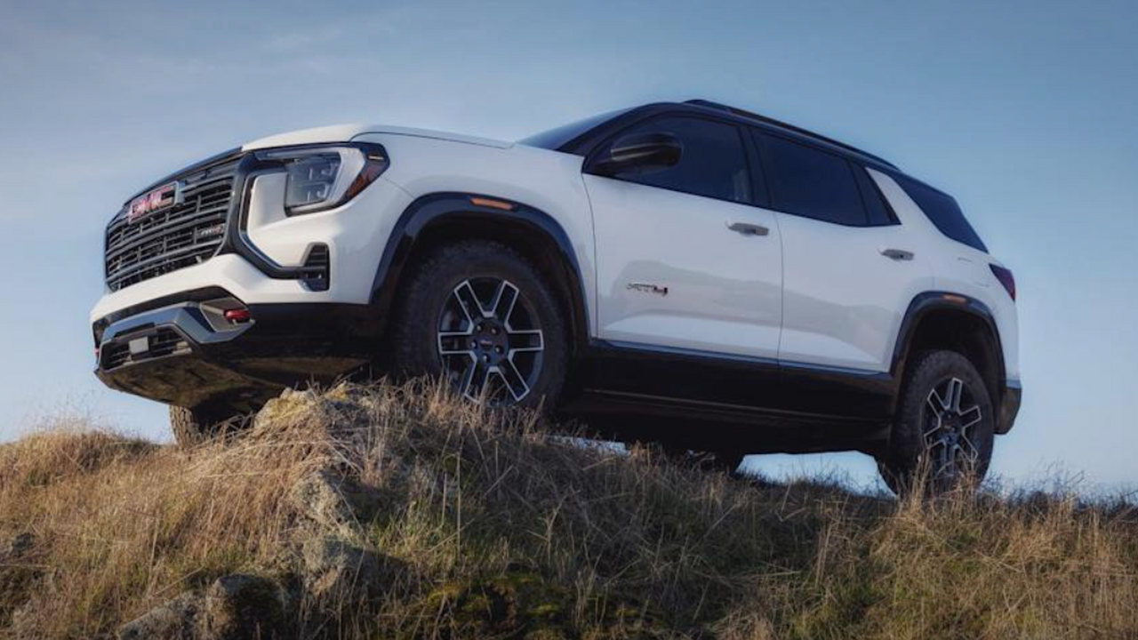GMC Terrain 2026 возвращает версии AT4 и Denali и получает новый цвет Кроссовер GMC Terrain 2026 модельного года выйд...