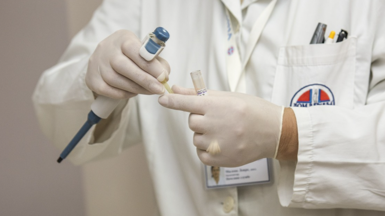 Ученые доказали, что вакцинация против ВПЧ снижает риск развития рака Вакцинация против вируса папилломы человека (ВП...