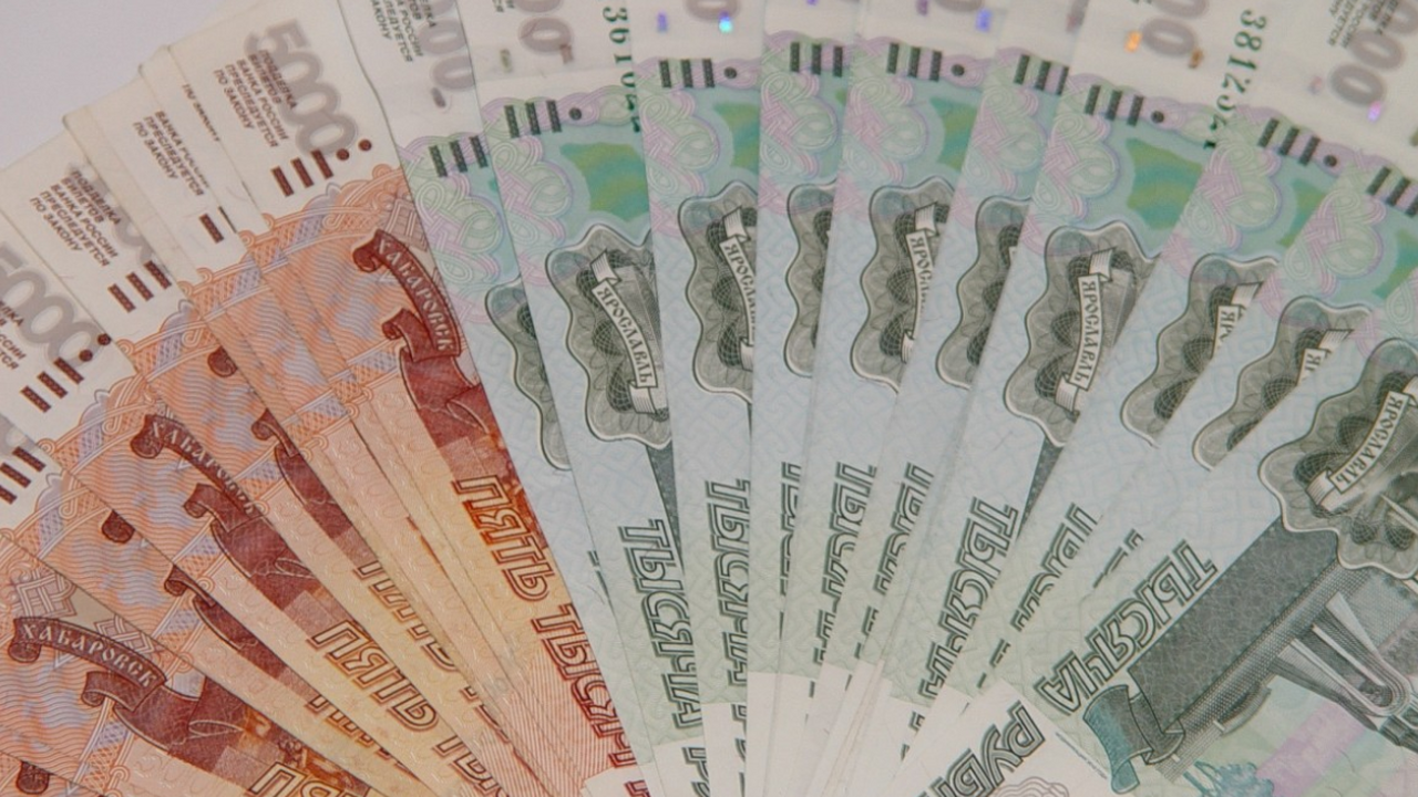В Иркутске продают ЗИМ 1956 года после реставрации за 3,5 млн рублей Автомобиль прошёл полную реконструкцию — от куз...