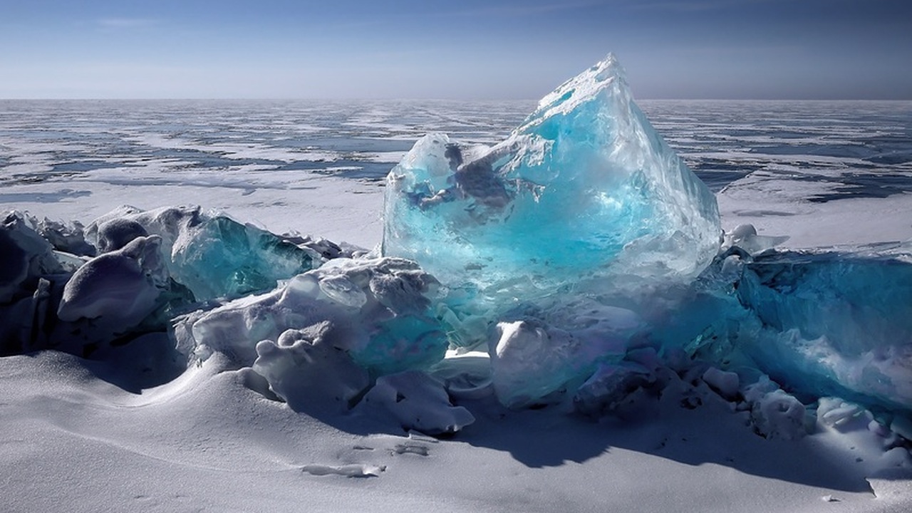 Ледник Туэйтса: ускоренное таяние и потенциальные последствия Массивный антарктический ледник Туэйтса, извест...
