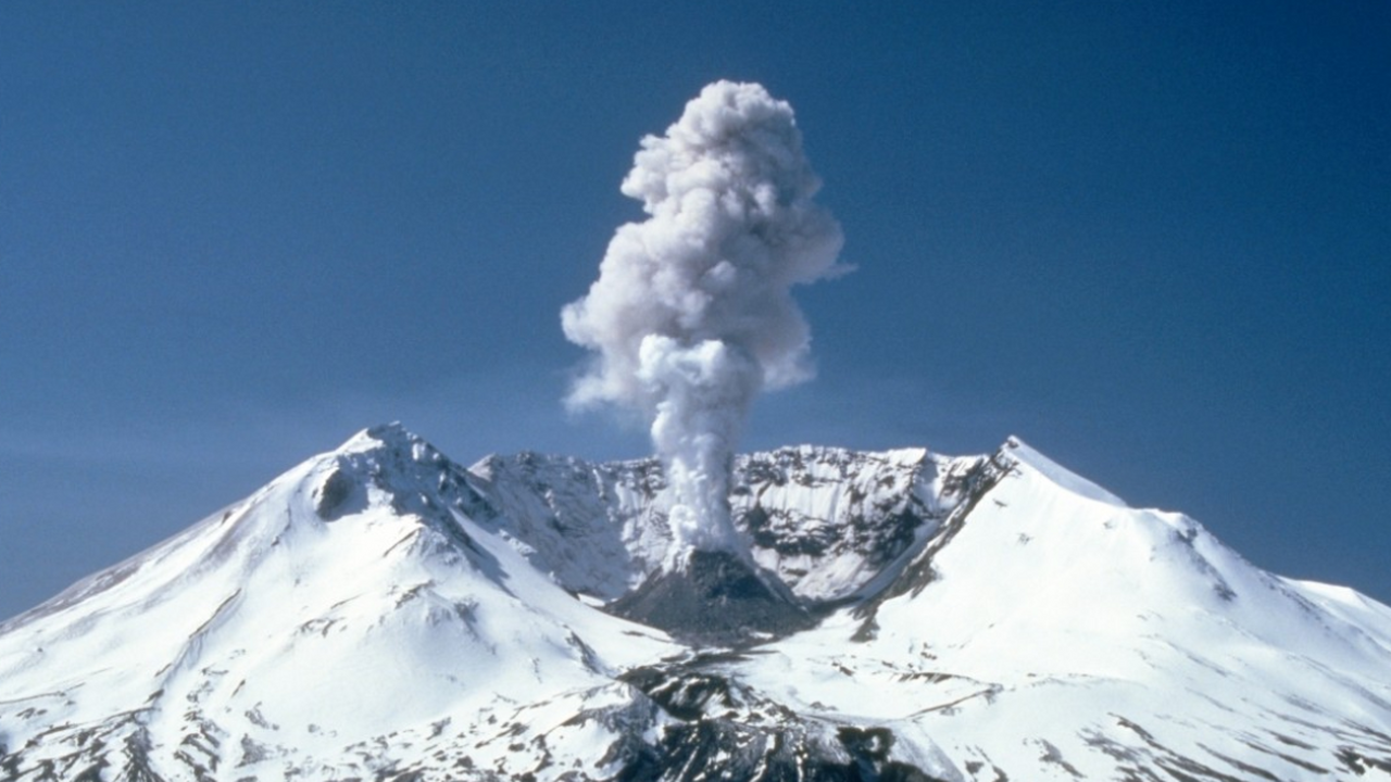 Способность вулканов существенно влиять на клим...