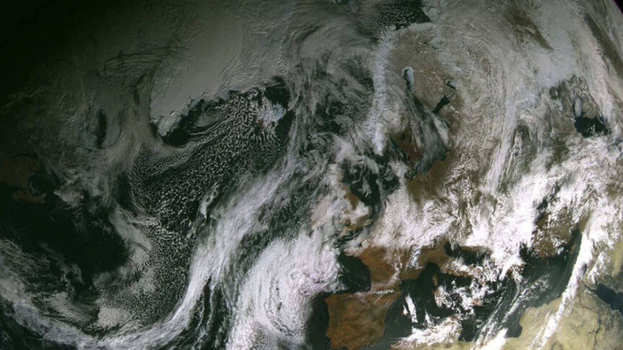 Специалисты NASA совместно с ученым из японског...