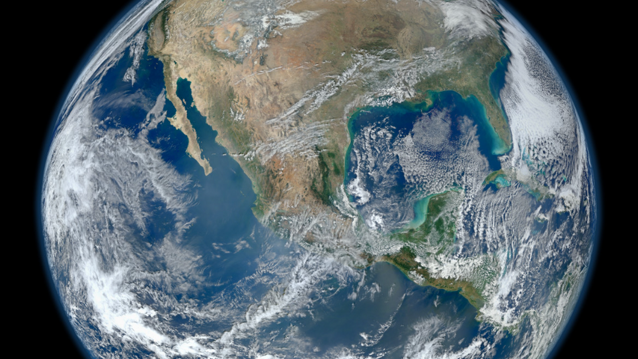 В соцсетях распространилась теория заговора о п...