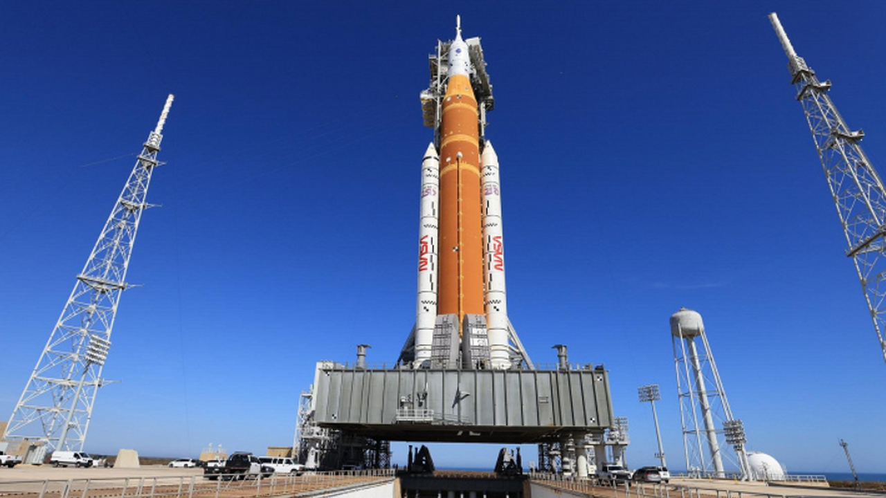 NASA успешно провело репетицию заправки ракеты SLS перед миссией Artemis II NASA завершило полномасштабное испытание заправ...