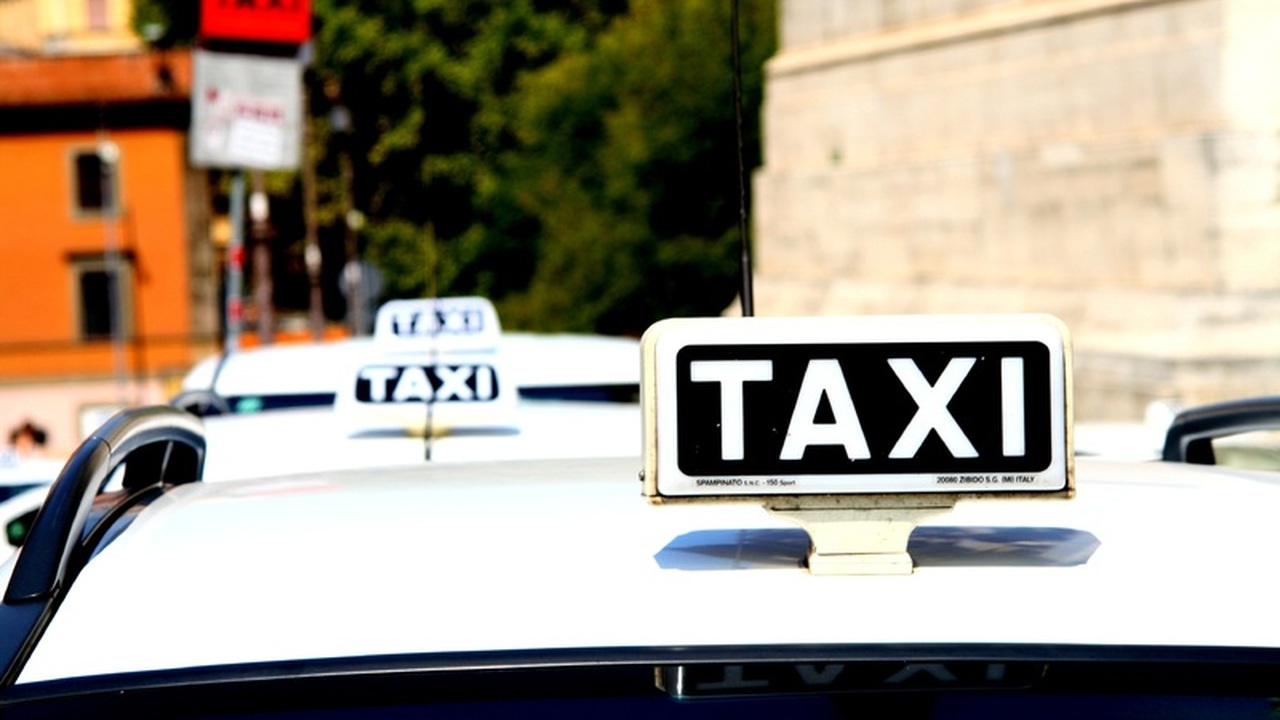 Таксисты Ульяновска не поддержали общероссийскую забастовку Несмотря на анонсированные протестные акции вод...