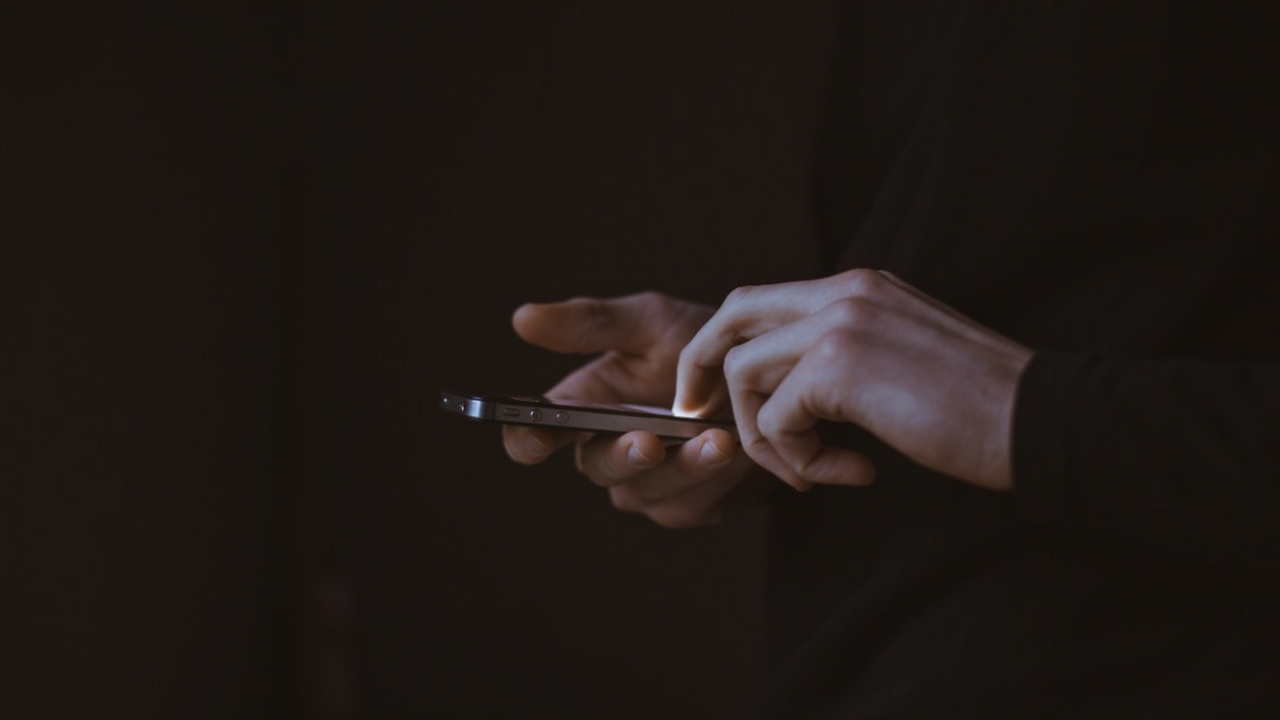 Узнайте, как сделать Android телефон быстрее и ...