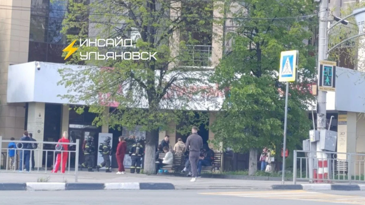 В ТЦ «Спартак» в Ульяновске эвакуировали людей из-за сигнализации У ТЦ «Спартак» в Ульяновске 11 мая сработала по...