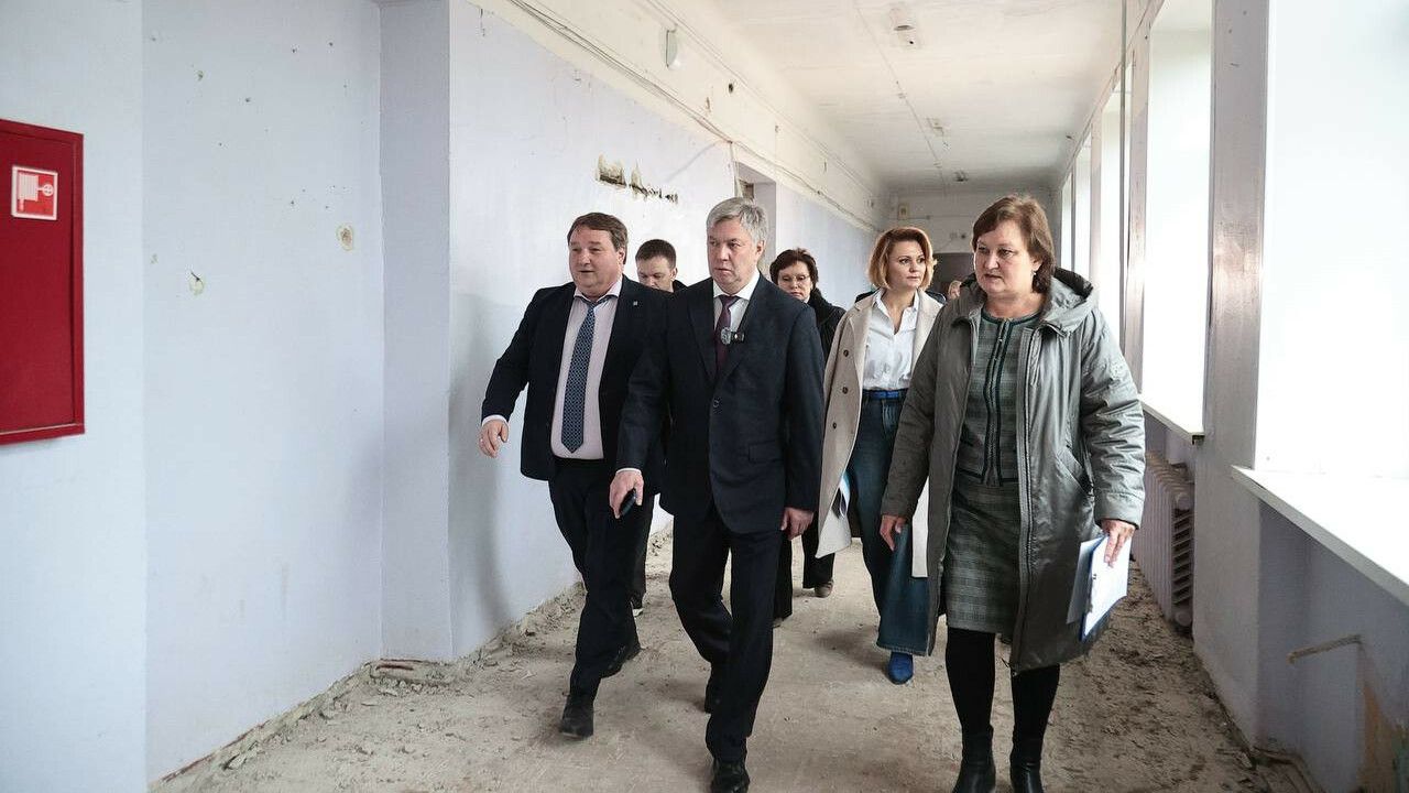 В гимназии №21 Ульяновска идет масштабный ремонт Ульяновская гимназия №21, расположенная на улиц...