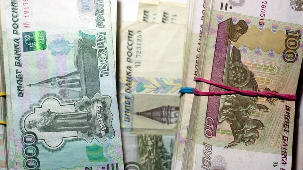 Пенсионерам со стажем свыше 20 лет готовят приятный сюрприз: ждите прибавки к пенсии Российских пенсионеров ожидает приятная новость...