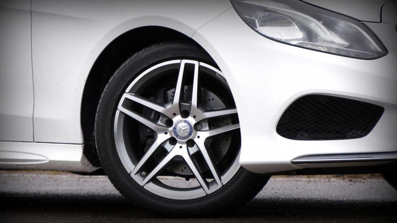 45% россиян думают, что новый утильсбор вступит в силу с 1 января Большинство участников опроса в телеграм-канале...