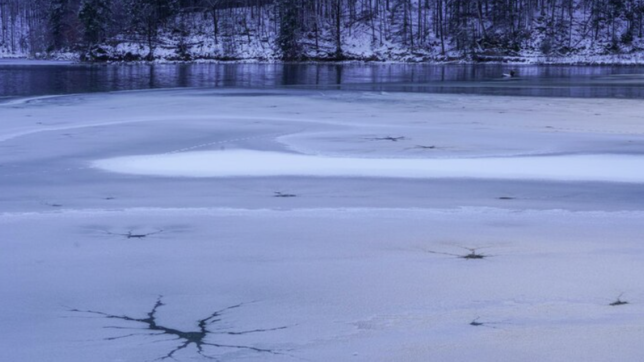 19 марта на реке Волга началось активное таяние льда 19 марта, в преддверии весеннего равноденствия ...