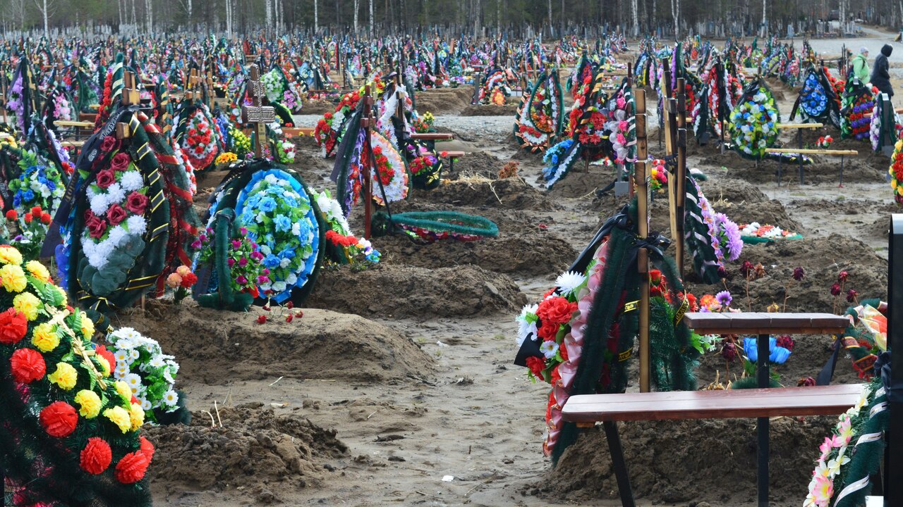 Священник рассказал, возможна ли встреча с близкими после смерти Православный священник Александр Овчаренко расс...