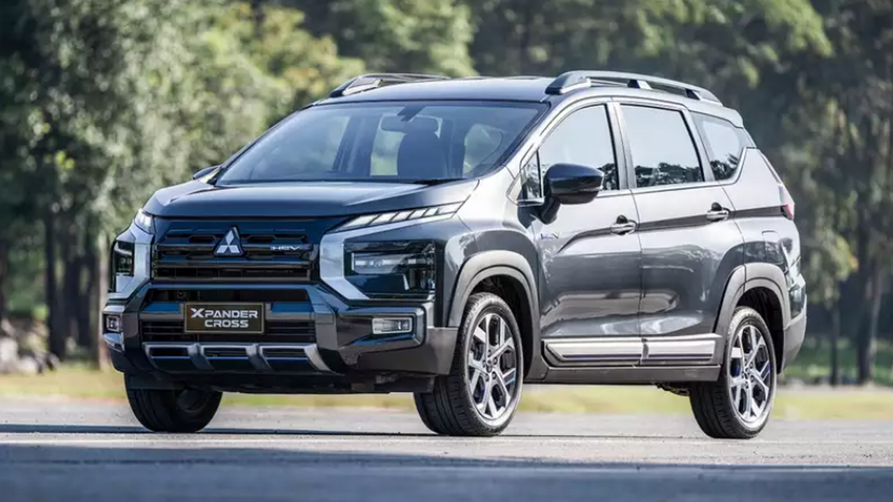 На российском рынке появились компактвэны Mitsu...