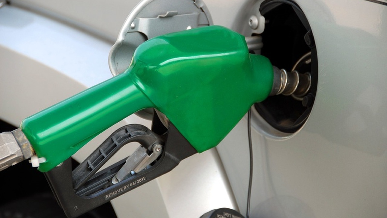 Школа заплатила за дрова миллион с лишним без торгов: прокуратура добилась справедливости В Ульяновской области прокуратура выявила сомни...