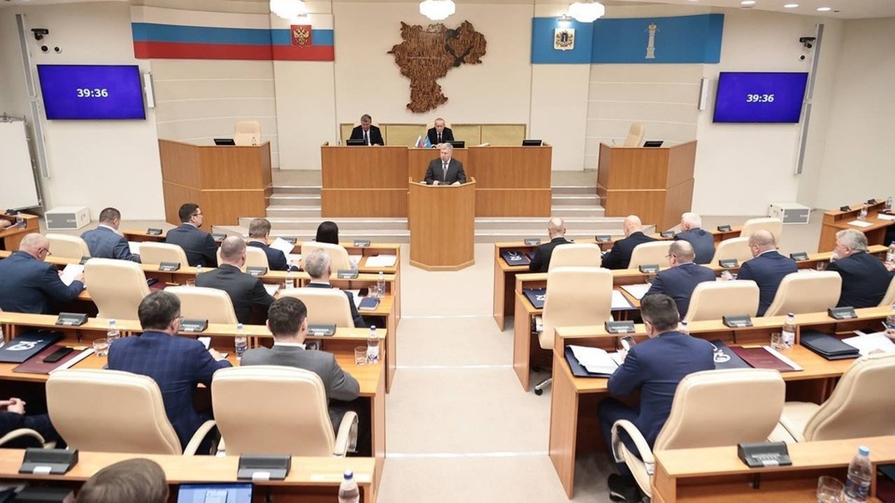 Глава Ульяновской области Алексей Русских предс...