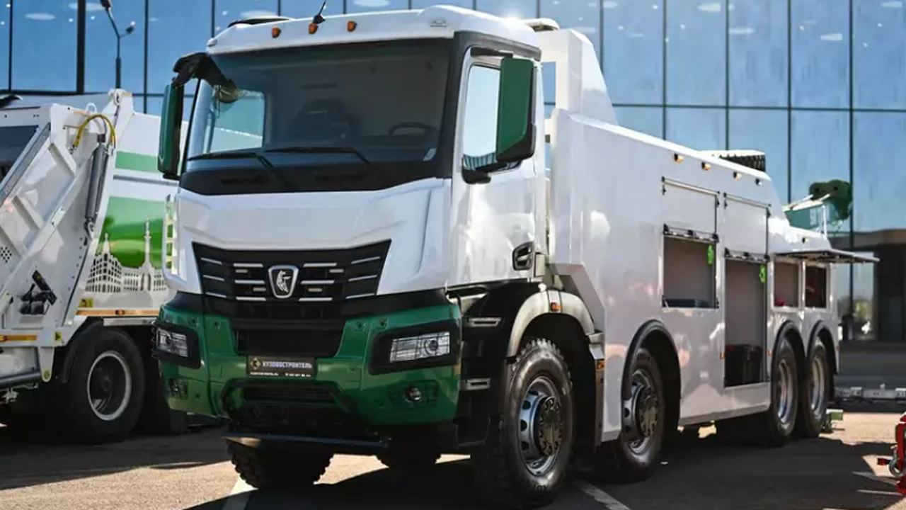 В России представили сверхмощный эвакуатор КАМАЗ для техники до 60 тонн На экологическом форуме в Санкт-Петербурге пока...