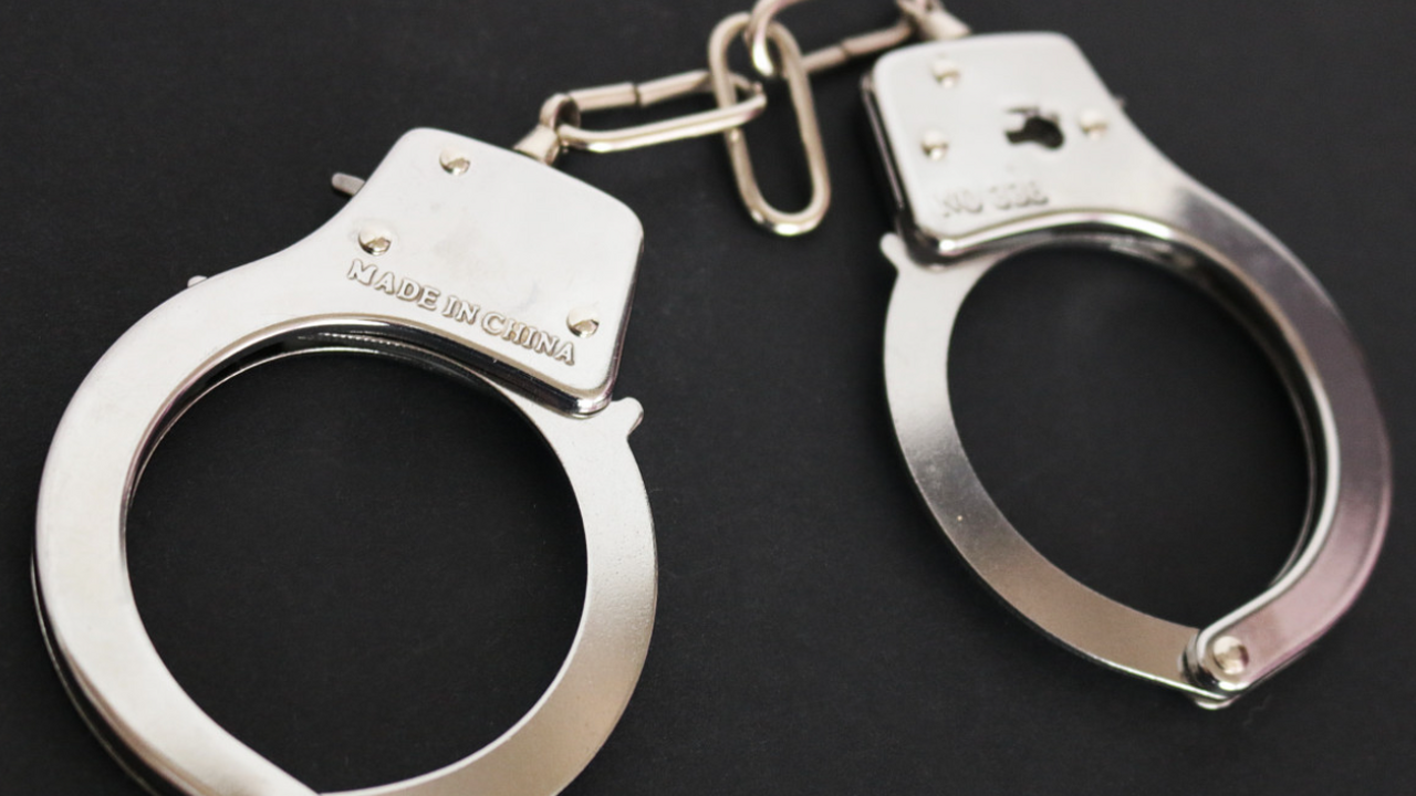 Медбрат психиатрического отделения насиловал 17-летнюю пациентку с расстройством В США произошел вопиющий инцидент в системе здр...