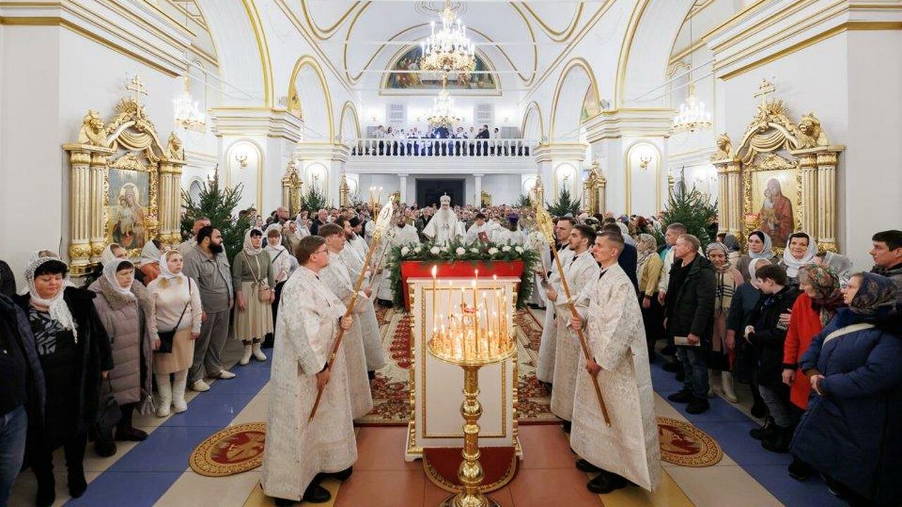 Ульяновцев удивил Рождественский вертеп с ослами и овцами В ночь на 7 января, в день празднования Рождест...