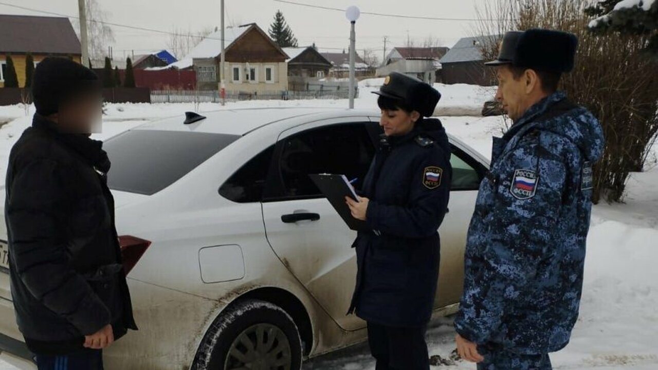 Житель города погасил задолженность в размере 6...