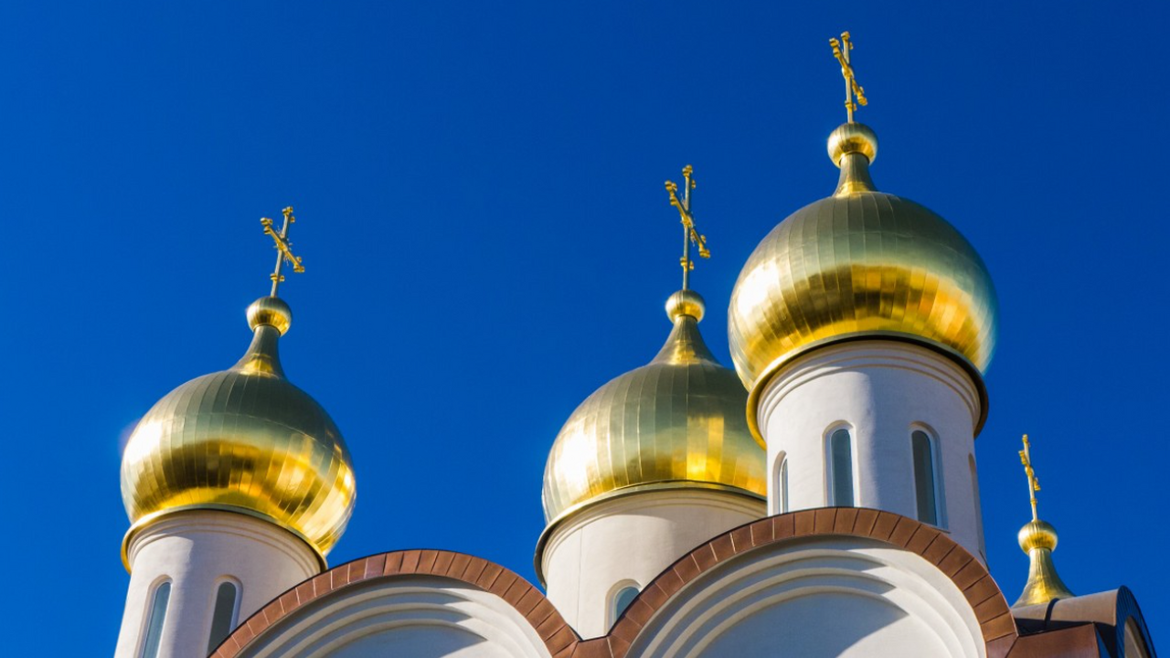 В РПЦ объяснили, есть ли шанс на спасение у атеистов и самоубийц Тема спасения душ людей, ушедших из жизни добро...