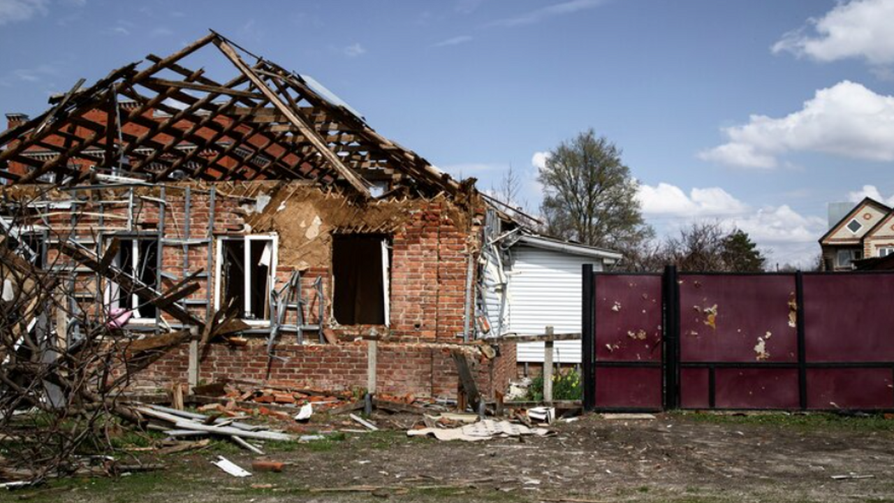 20 марта в Самаре после взрыва газа обрушился частный жилой дом В пятницу, 20 марта 2026 года, в поселке Волжск...