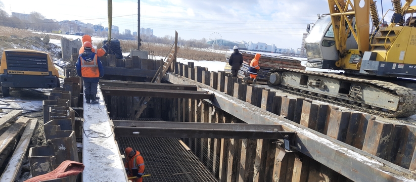 Обеспечит соблюдение графика: в Ульяновске мост строят круглые сутки