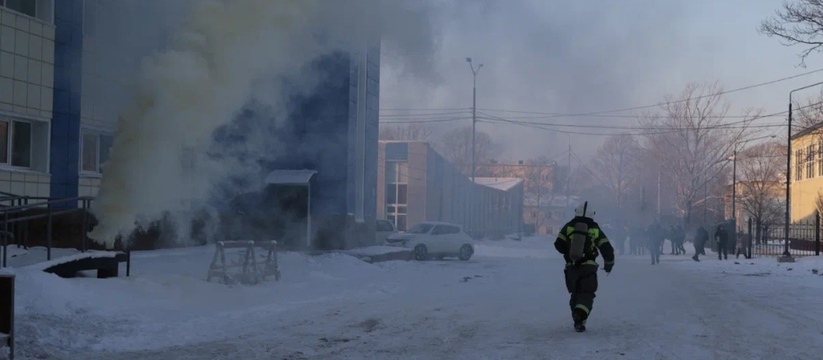 «Сейчас он в больнице»: Сотрудники МЧС вывели жителя Ульяновска из горящей квартиры