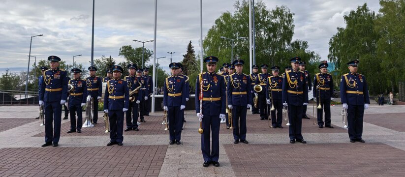 В Ульяновске на Соборной площади состоялся торж...