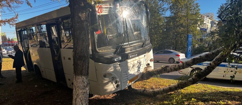 В Ульяновске 13 человек пострадали в ДТП с пасс...