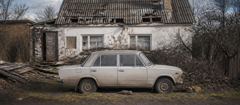 Пенсионеру, полгода жившему в «Жигулях», собрали более 2 млн на новый дом Пенсионер из Ленинградской области после пожара...