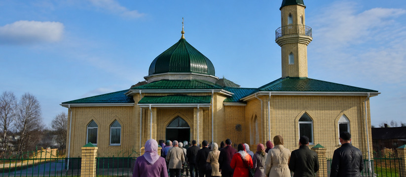 В Новой Бирючевке торжественно открыли мечеть В Новой Бирючевке Ульяновского района открылась...