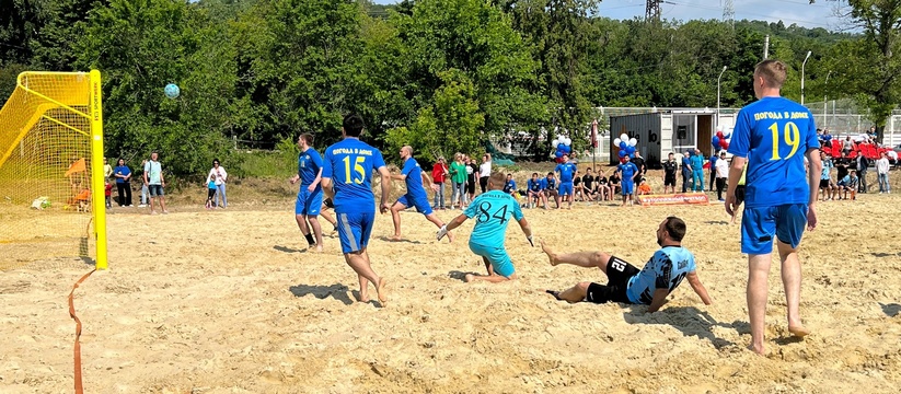 В Ульяновске впервые за долгое время были возобновлены соревнования по пляжному футболу, о чем сообщили в управлении спорта города.