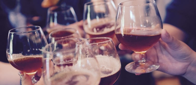 Регион демонстрирует более высокие показатели у...