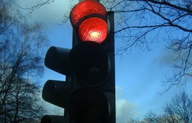21 апреля отключат светофор на Московском шоссе