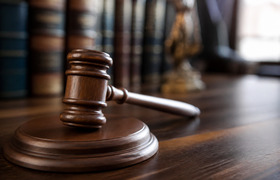 В Ульяновске судят чиновника за халатность при ...