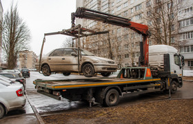 В Ульяновске возобновили эвакуацию брошенных машин