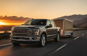 Ford F-150 2027 получит функцию буксировки без рук