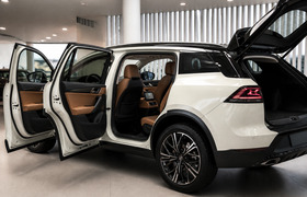 Электрический Porsche Cayenne 2027 получил авто...