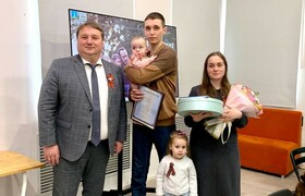Три молодые семьи Ульяновска получили сертифика...