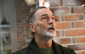 Художник Никас Сафронов рассказал, на что трати...