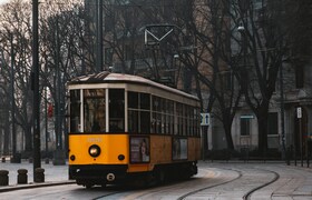 Трамвайное движение на Минаевском мосту возобно...