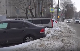 В Ульяновске начнут эвакуировать автомобили нар...