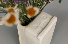 Ульяновский художник представил уникальную вазу...